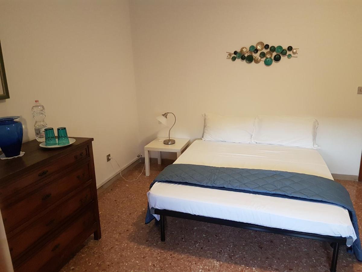 L.T. Schneider B&B - Bologna — Foto 1